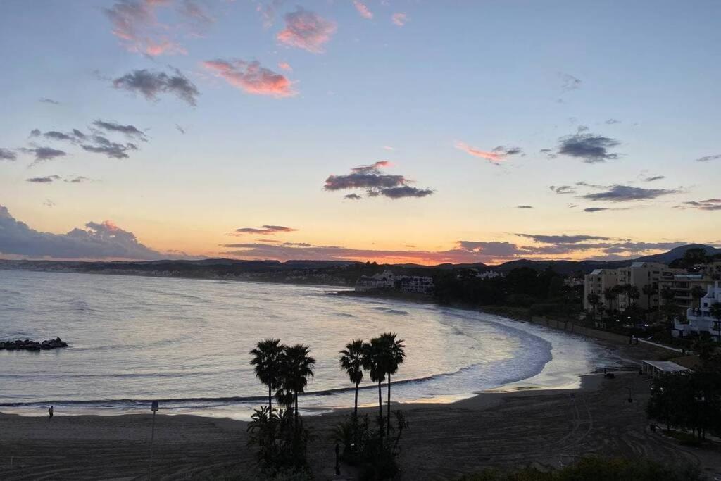 Estepona Seaview Apartment Seletur Kültér fotó